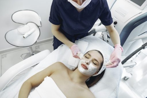 Deep Pore Facial Treatment: How to Get Rid of those Stubborn Impurities