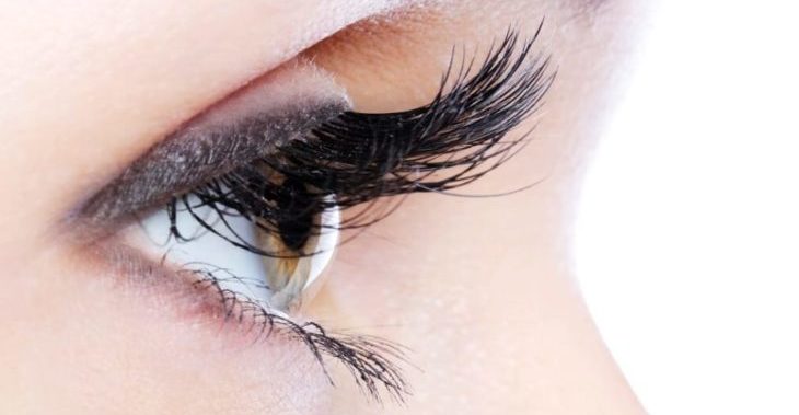 Get Glamorous With Cumbrella Eyelashes: Enhance Your Look!